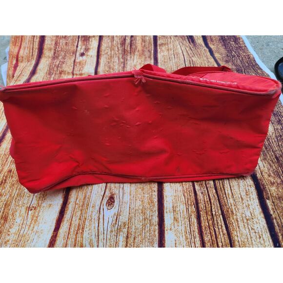 Hello Kitty Character Vintage Red Duffel Bag - Picture 2 of 16